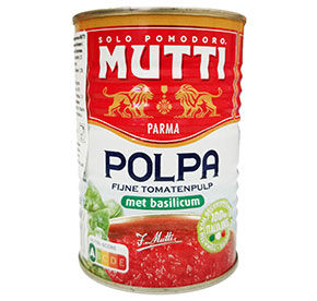 Томаты резаные кубиками в томатном соке с базиликом Mutti 400гр