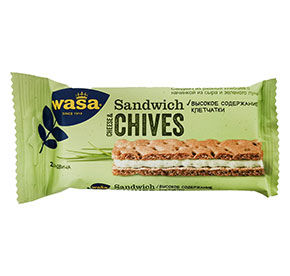 Сэндвич Wasa из ржаных хлебцев с начинкой из сыра и зеленого лука 37гр