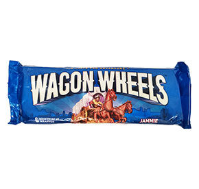 Печенье бисквитное Wagon Wheels с джемом 228гр